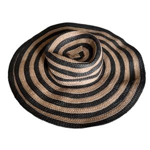 Gap Beach Hat Striped Gray Tan Paper Straw
